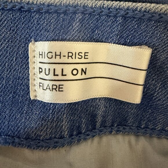 Lane Bryant Pull-On Fit High-Rise Sailor Flare Jean Size 28 - Picture 5 of 11